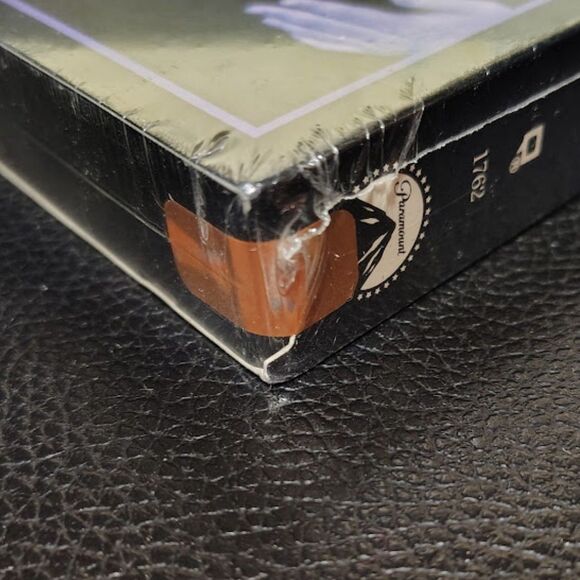 Fatal Attraction VHS 1987 Movie Michael Douglas Glenn Close Sealed - Picture 3 of 3